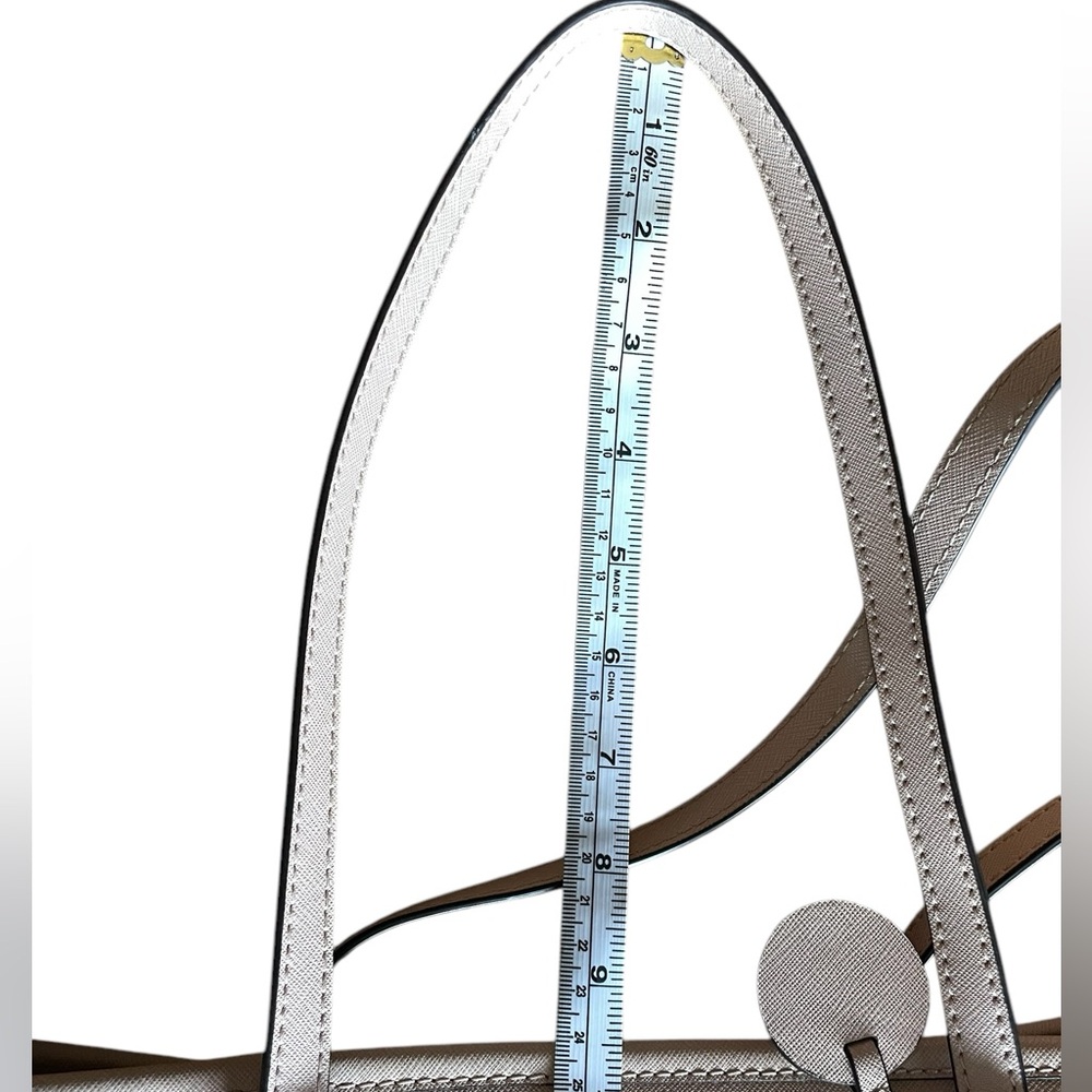 Michael‎ Kors Dust Pink Jet Set Tote - Stylish & Versatile Handbag for Women - Picture 10 of 12